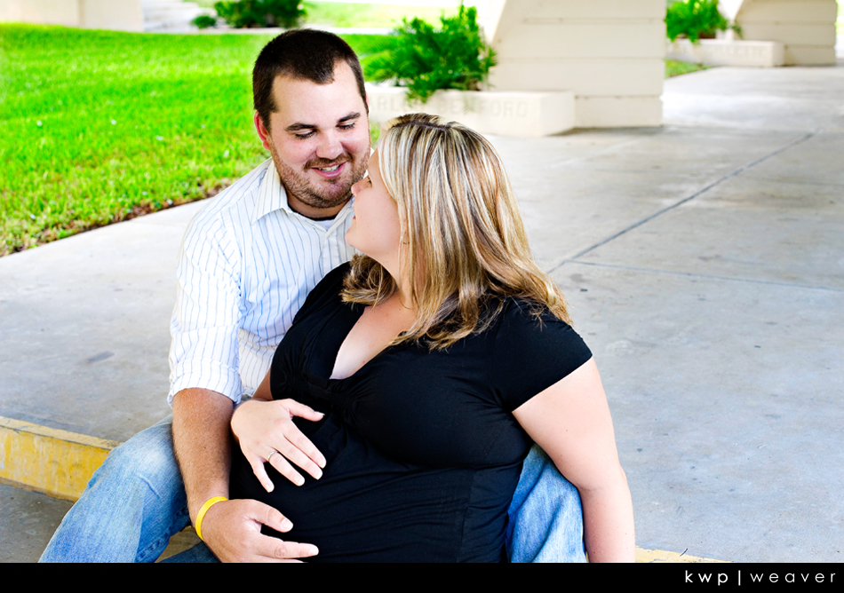 plus one maternity photography