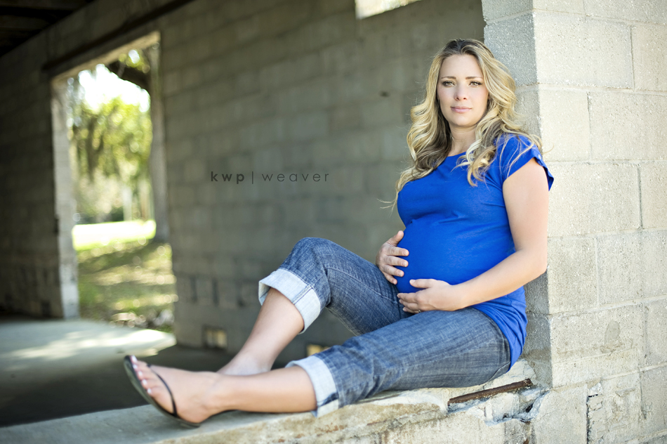 plus one maternity photography