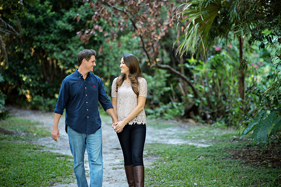 mead-garden-engagement-09